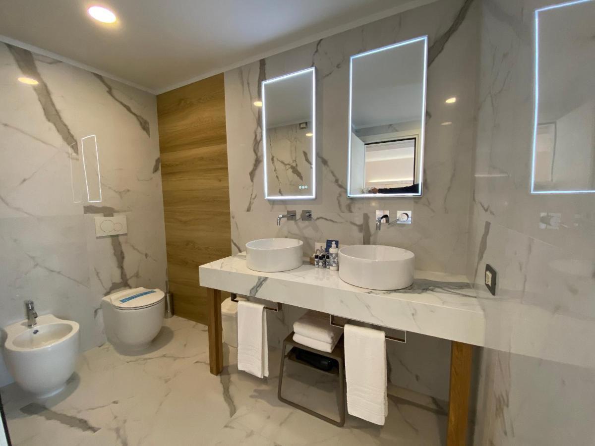 Hotel Croce Di Malta Lignano Sabbiadoro Ngoại thất bức ảnh