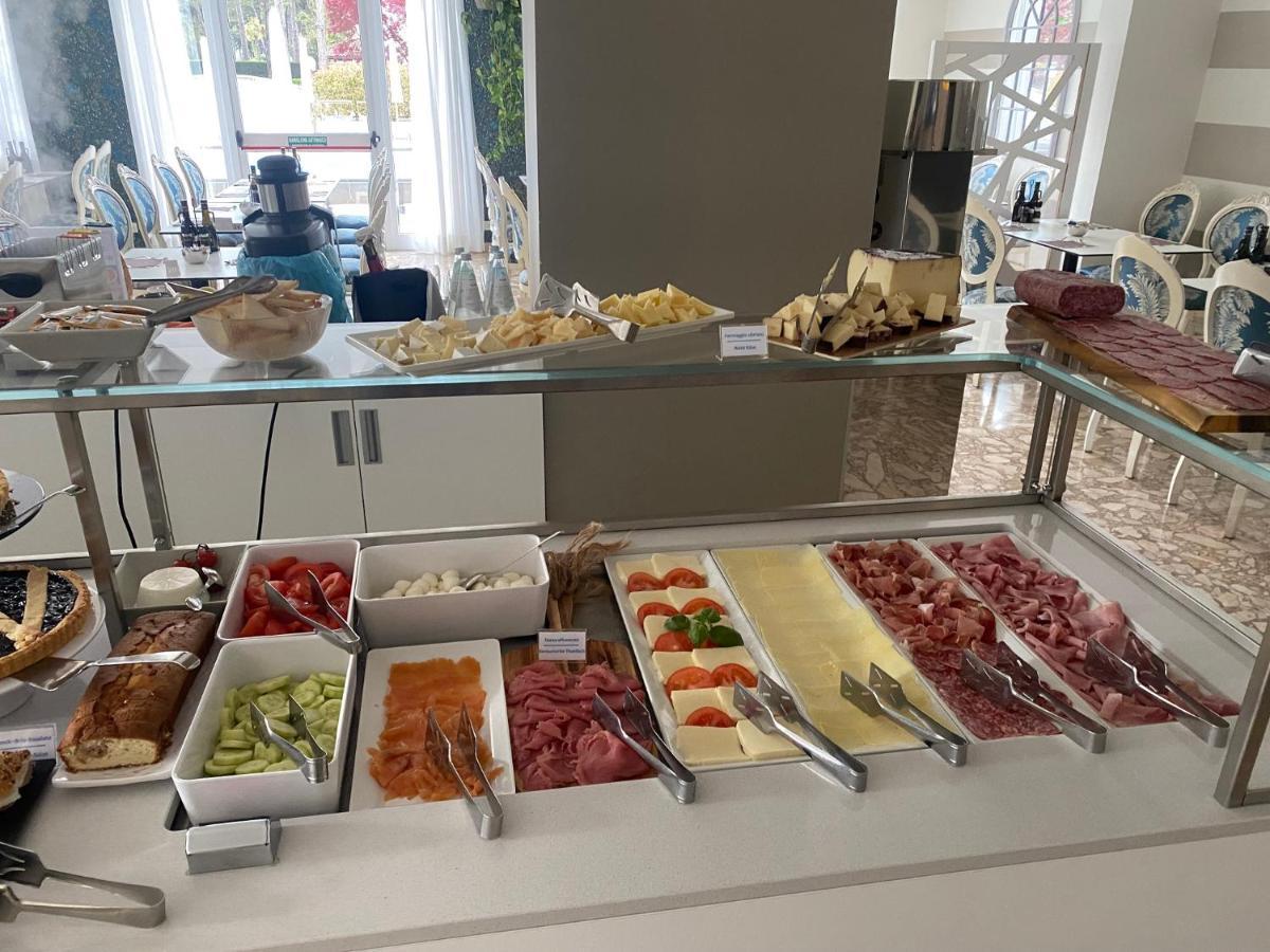 Hotel Croce Di Malta Lignano Sabbiadoro Ngoại thất bức ảnh