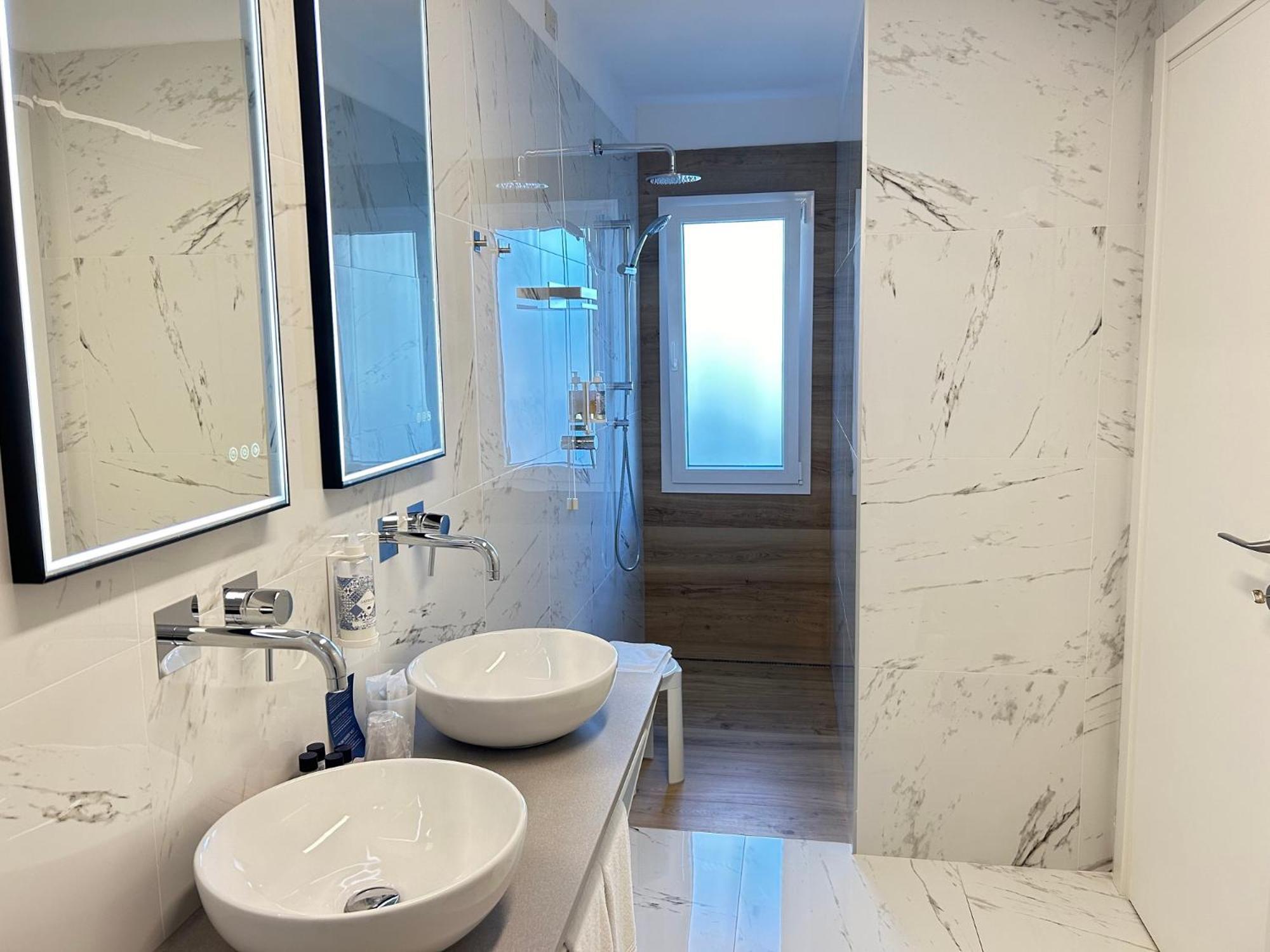 Hotel Croce Di Malta Lignano Sabbiadoro Ngoại thất bức ảnh