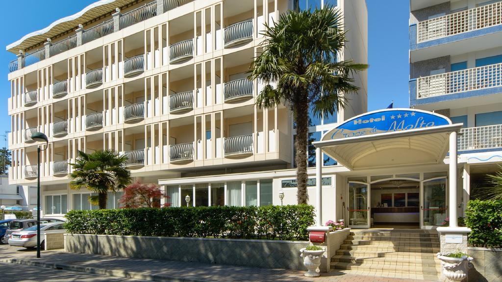 Hotel Croce Di Malta Lignano Sabbiadoro Ngoại thất bức ảnh